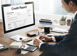 How long does a bankruptcy stay on your credit report?
